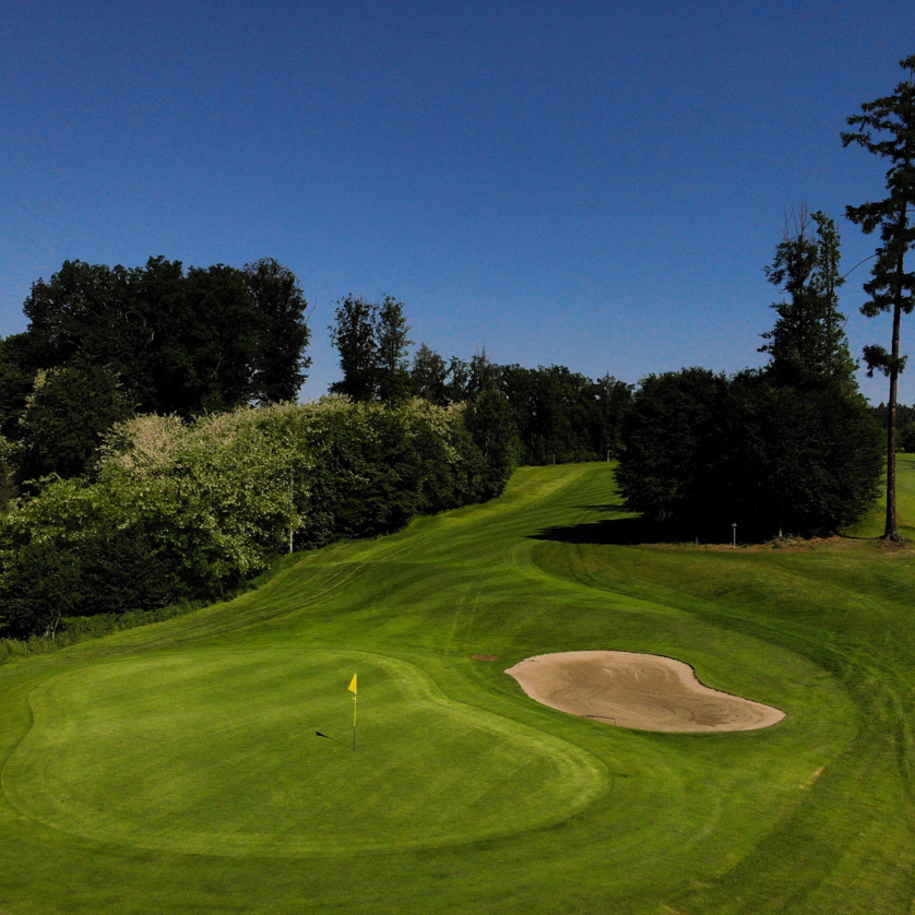 Grazer Golfclub Thalersee: Golfrasen und Sandbunker | © GEPA-pictures - Murhof Gruppe Ansicht des Golfplatzes im Grazer Golfclub Thalersee mit Bunker. | © GEPA-pictures - Murhof Gruppe