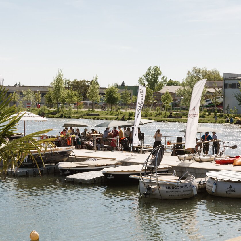 © Die Flößerei City beach I Stadtstrand Graz - Impression #1 | © Die Flößerei