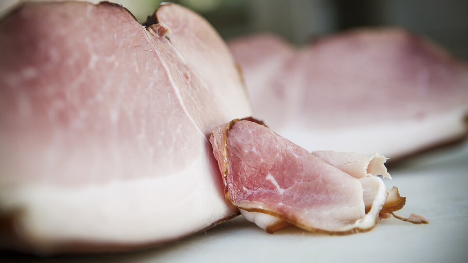 Styrian Volcano-Land cured ham | © Graz Tourismus - Harald Eisenberger