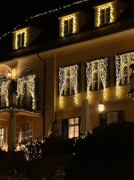 © aiola im Schloss