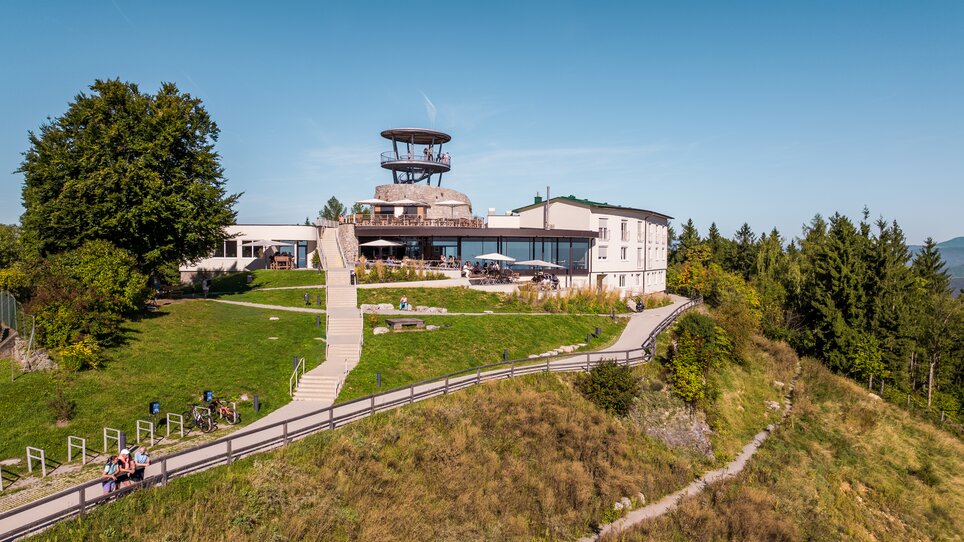 Bergrestaurant Fürstenstand in Graz mit Panoramaaussicht. | © Graz Tourismus - Mias Photoart