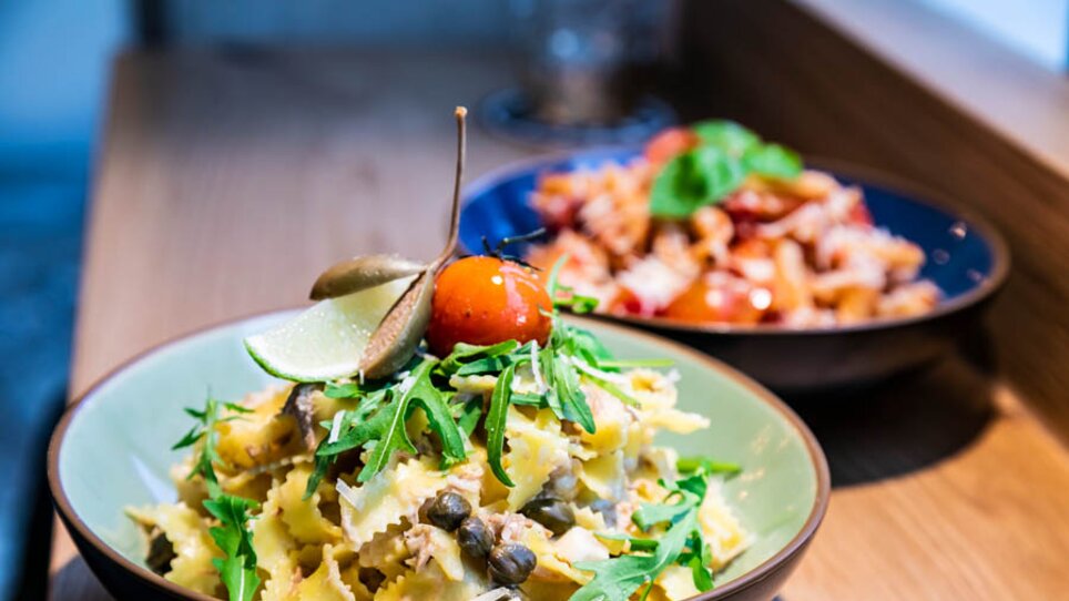 Ein Teller Pasta mit Rucola und Kirschtomate im Ristorante Trenta. | © Ristorante Trenta