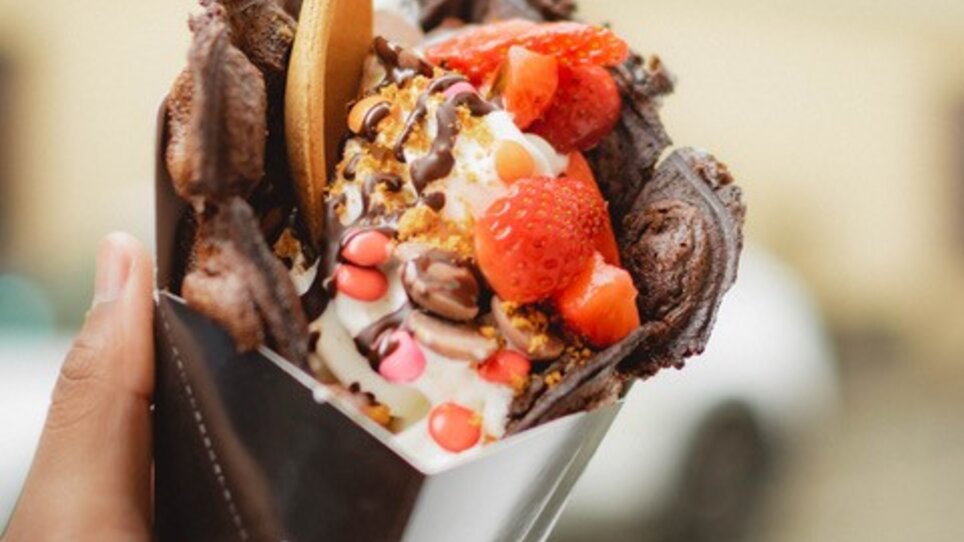 Delicious frozen yogurt with toppings in Graz. | © hepac tourism GmbH