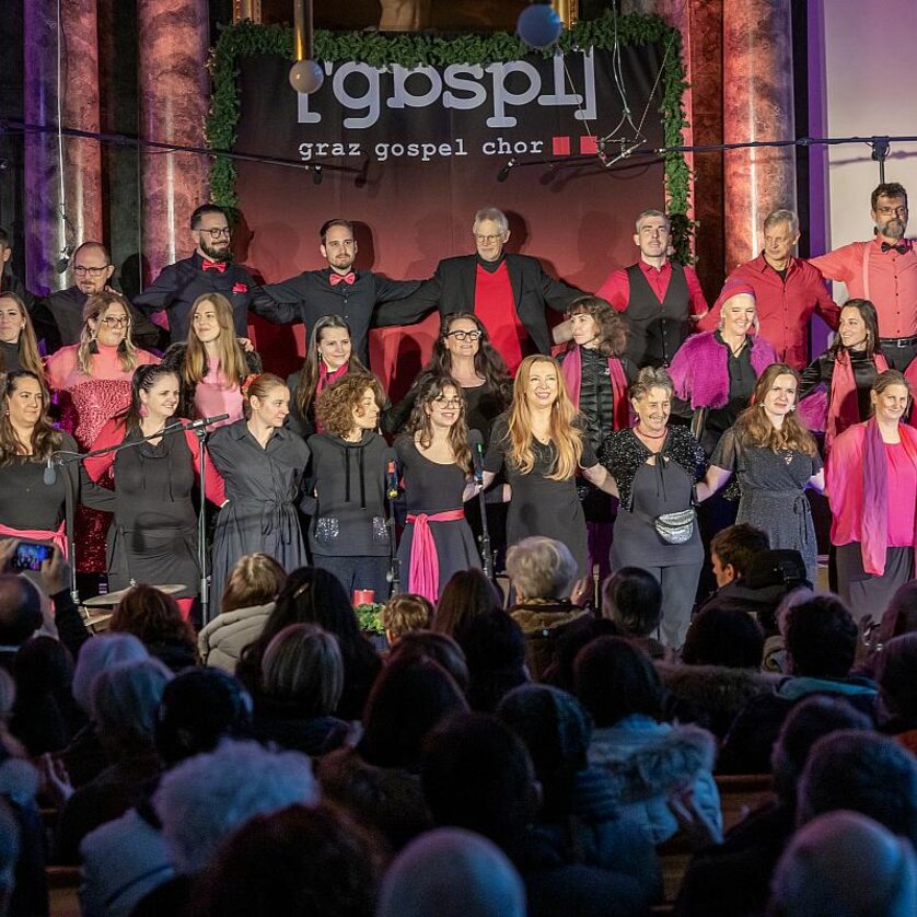 Christmas Concerts by the graz gospel chor at the Heilandskirche (Kaiser-Josef-Platz 9) - Impression #1 | © Peter Purgar