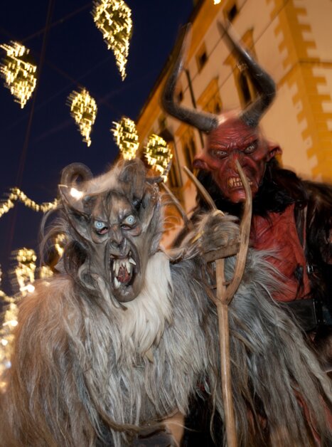 Figure demoniache durante la sfilata delle maschere a Graz. | © Graz Tourismus - Harry Schiffer