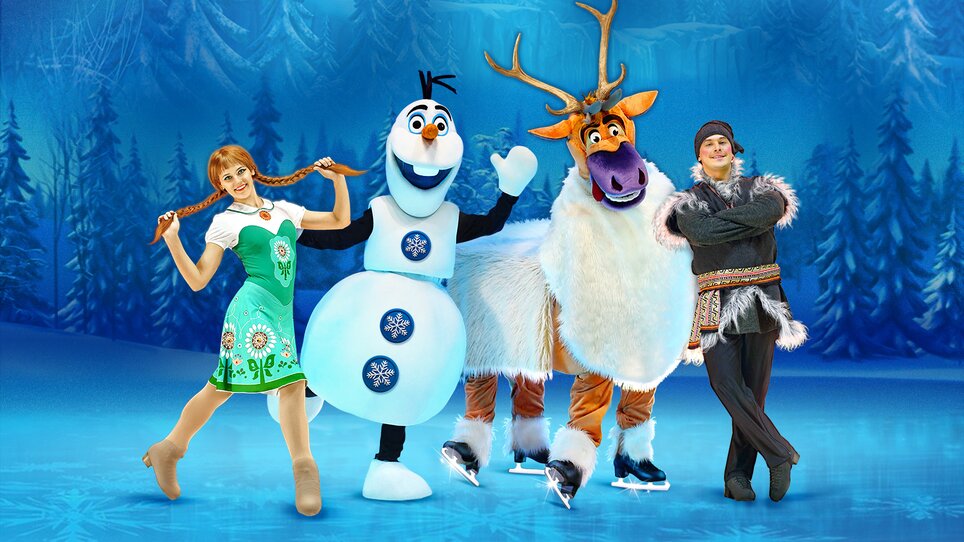 Anna, Olaf, Sven und Kristoff aus Frozen auf einer Eisfläche. | © COFO Entertainment GmbH und Co KG