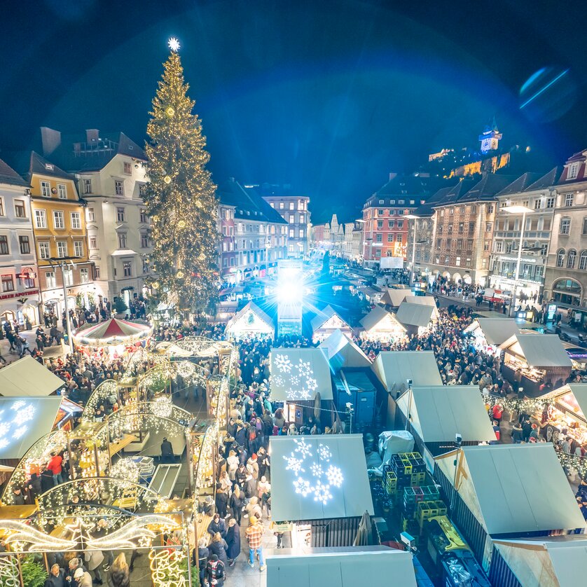 Christkindlmarkt am Hauptplatz | © Stadt Graz Foto Fischer Christkindlmarkt am Hauptplatz | © Stadt Graz Foto Fischer