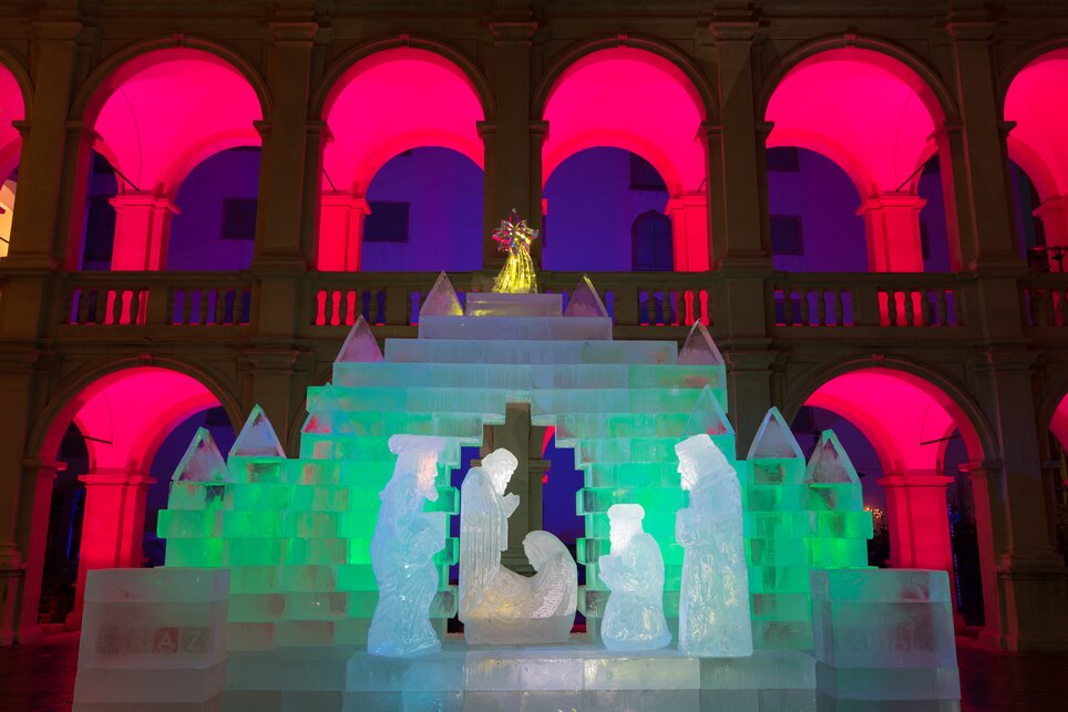 Advent in Graz - Eiskrippe | © Graz Tourismus - Harry Schiffer Advent in Graz - Eiskrippe | © Graz Tourismus - Harry Schiffer