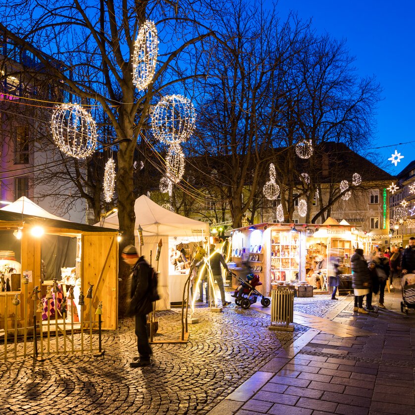 Kunsthandwerksmarkt am Färberplatz | © Graz Tourismus - Harry Schiffer Kunsthandwerksmarkt am Färberplatz | © Graz Tourismus - Harry Schiffer
