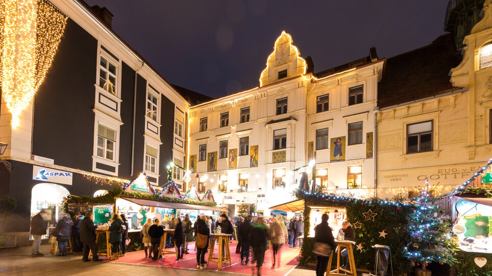 Mercatino alla Glockenspielplatz | © Graz Tourismus - Harry Schiffer