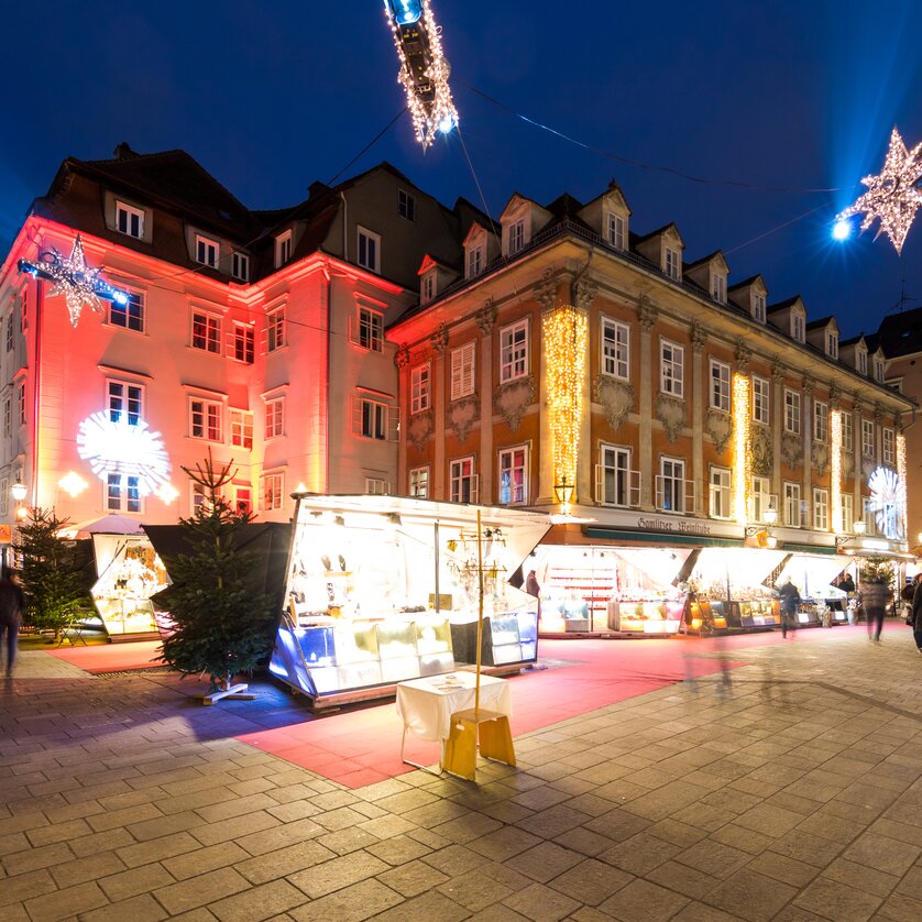 Arts and crafts market on Mehlplatz square | © Graz Tourismus - Harry Schiffer