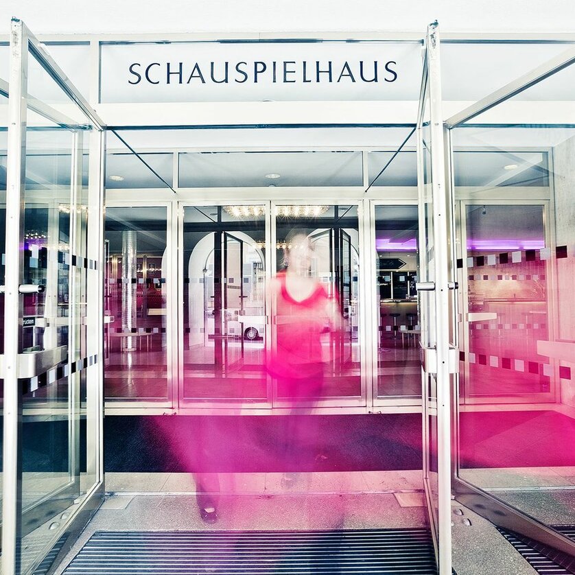 Schauspielhaus Graz entrance | © Lupi Spuma
