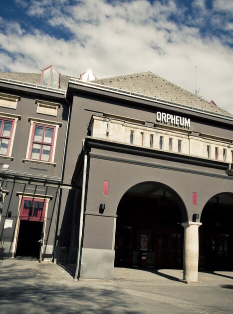 Orpheum außen | © Spielstätten - Lupi Spuma