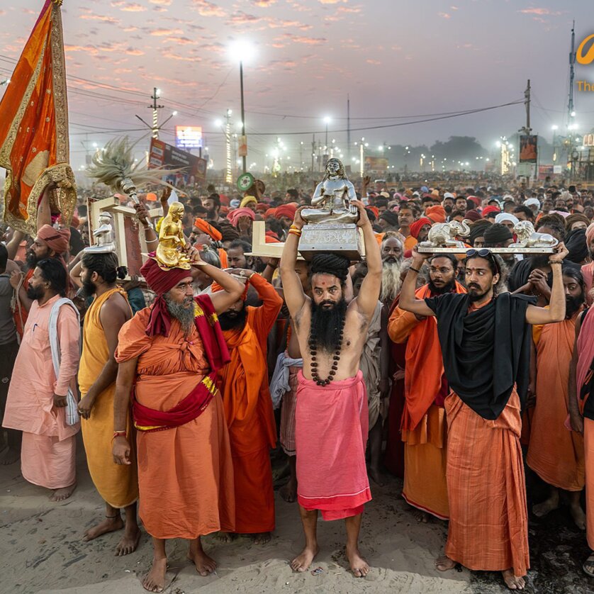 Pilger und Teilnehmer beim Kumbh Mela, einem bedeutenden religiösen Fest. | © Thorge Berger
