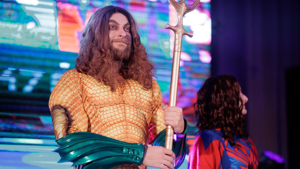 Close-up of a young man dressed as Aquaman | © Hanamicon - Paul Andrews
