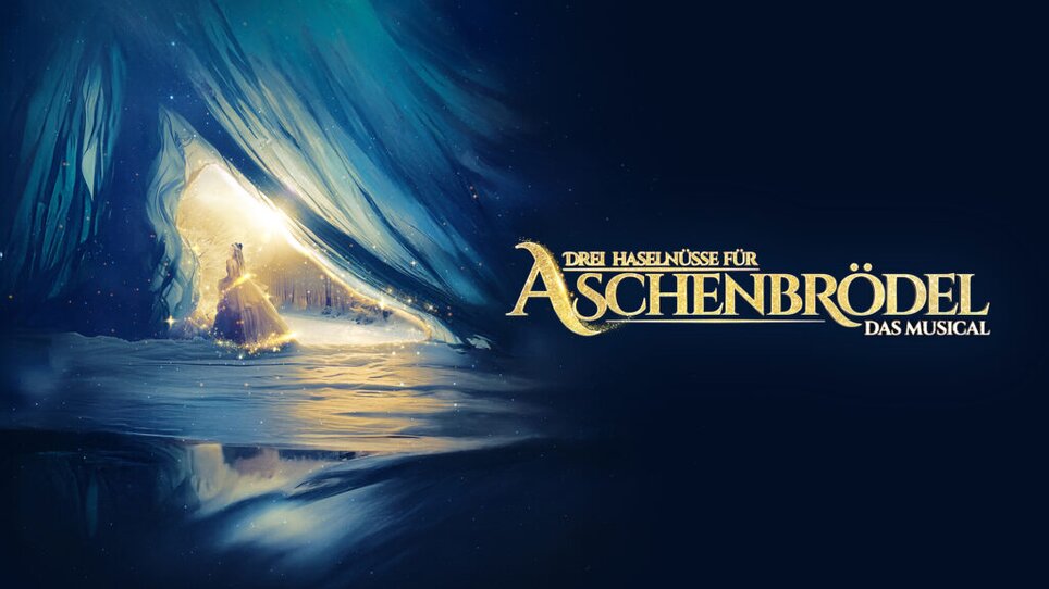 Bühnenbild von Aschenbrödel-Musical mit glitzerndem Eingang.