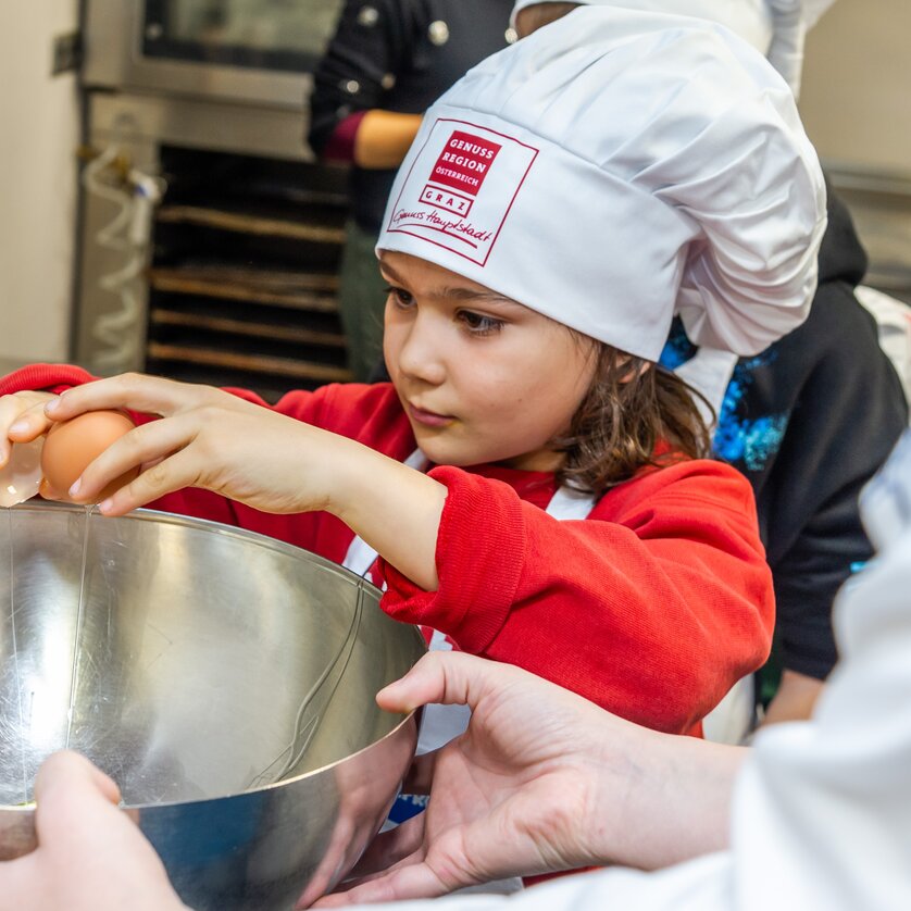 Kinderkochkurse in der GenussHauptstadt Graz I Steiermark | © Graz Tourismus - Paul Stajan Kinderkochkurse in der GenussHauptstadt Graz I Steiermark | © Graz Tourismus - Paul Stajan