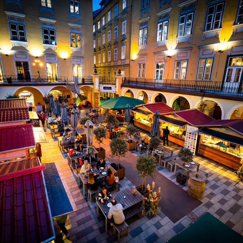 Trüffelmarkt im Paradeishof | © Graz Tourismus - Werner Krug Trüffelmarkt im Paradeishof | © Graz Tourismus - Werner Krug
