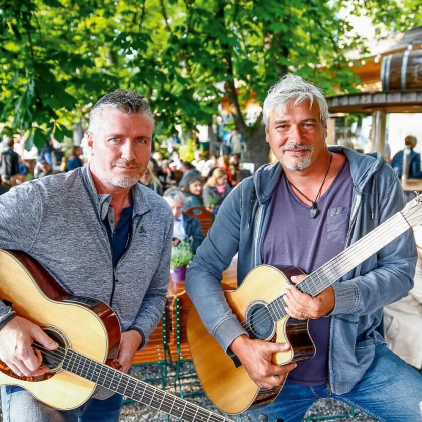 AUSTROPOP mit DeZwa im Biergarten am Schlossberg | © Restaurant Schlossberg AUSTROPOP mit DeZwa im Biergarten am Schlossberg | © Restaurant Schlossberg