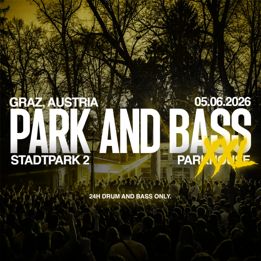 cartello per l'evento Park and Bass XXL, mostrando una folla in un parco | © KNAPP Media