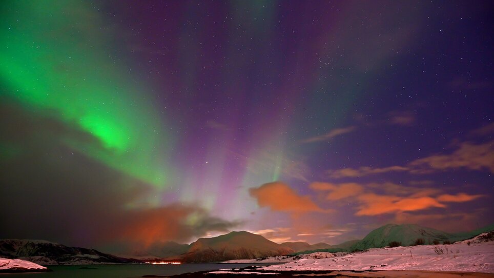 Einmalige Ansicht der Nordlichter in einer kalten, klaren Nacht. | © Gerhard Huber