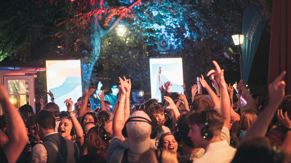 Silent Disco Beach Tour - Impression #5 | © SilentDiscoAustria_Anuar Nakyssov