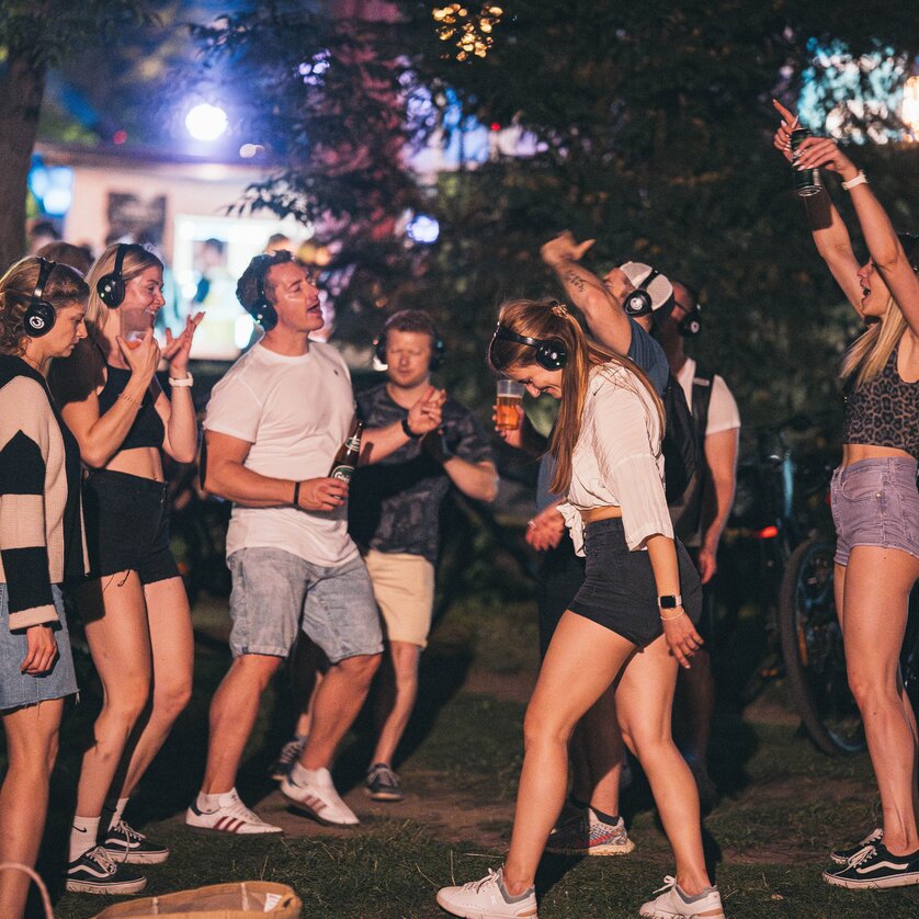 Silent Disco Beach Tour - Impression #1 | © SilentDiscoAustria_Anuar Nakyssov