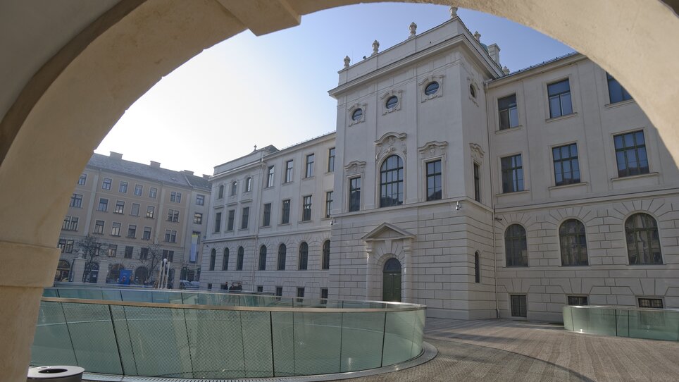 A view of a modern building in Graz, ideal for business trips and conferences. | © Universalmuseum Joanneum - N. Lackner