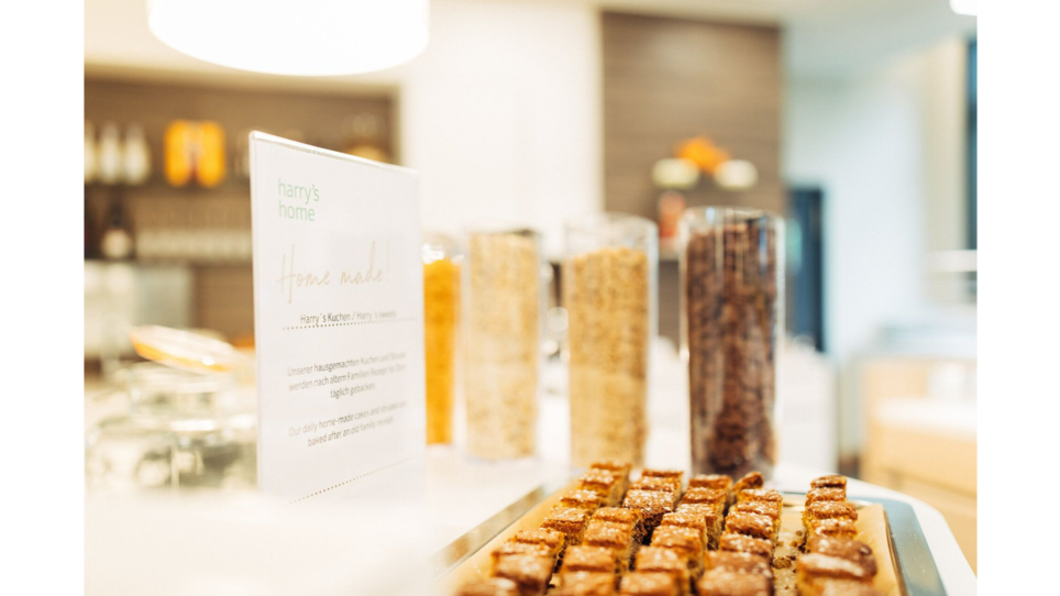 Homemade snacks and ingredients at Harry's Home Hart bei Graz. | © harry’s home hotels - Daniel Zangerl