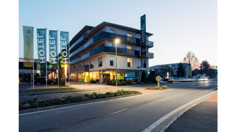 Exterior view of Harry's Home Hart bei Graz, ideal for business trips and conferences. | © harry’s home hotels - Daniel Zangerl