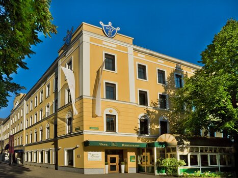 Außenansicht des Parkhotel Graz, ideal für Konferenzen und Geschäftsreisen. | © Parkhotel Graz