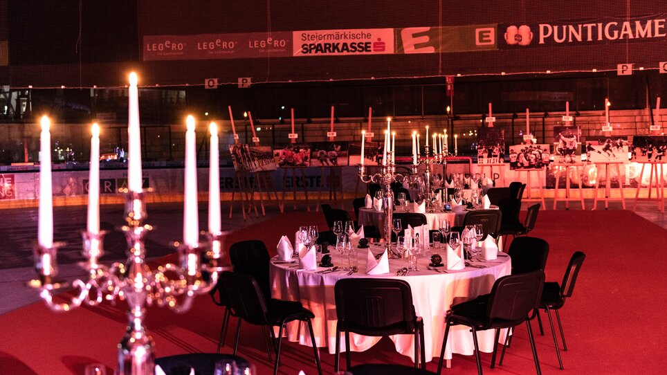 Eventausstattung - 99ers - GalaOnIce | © AMB GmbH