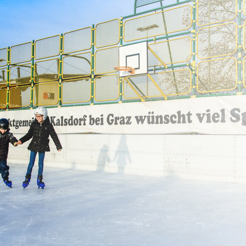 Ice skating | © TV Kalsdorf - Mias Photoart1 Ice skating | © TV Kalsdorf - Mias Photoart1