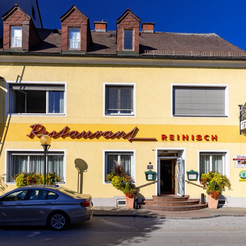 Gasthof Reinisch Eingang | © Erlebnisregion Graz_TV-Schiffer Eingangsbereich beim Gasthof Reinisch in der Lipizzanerheimat | © Erlebnisregion Graz_TV-Schiffer