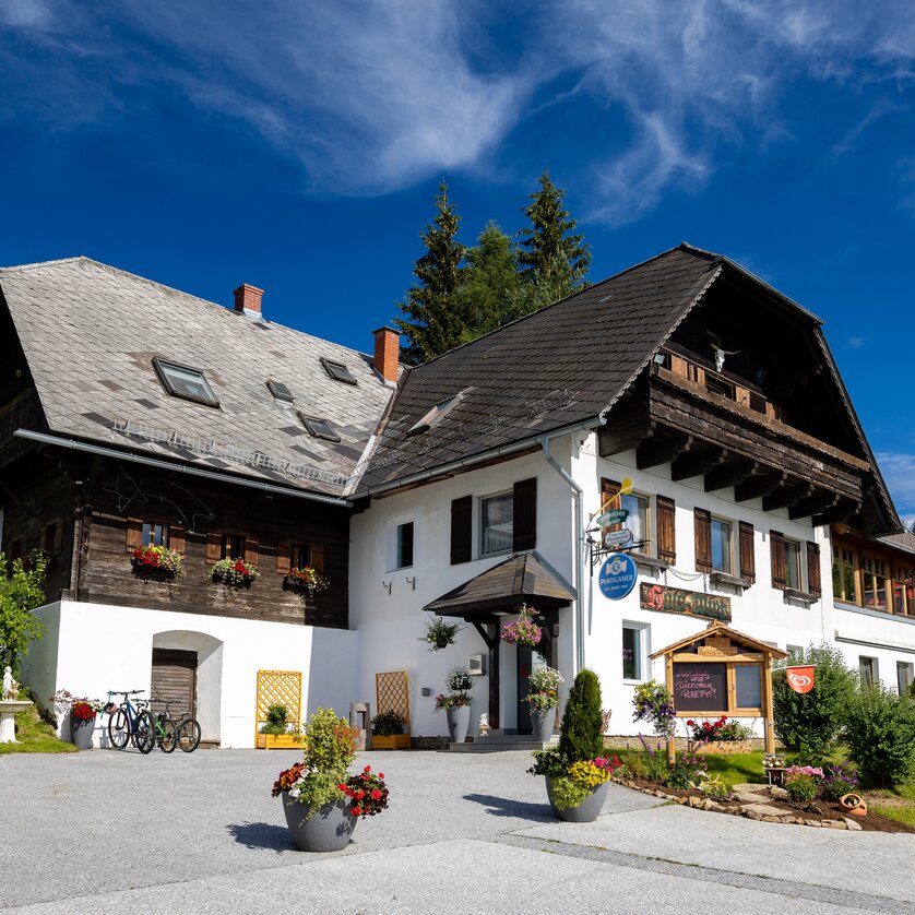 Hoiswirt outside | © TV Region Graz-Harry Schiffer Hoiswirt outside | © TV Region Graz-Harry Schiffer