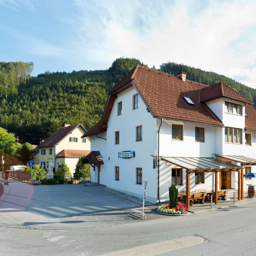 Gasthof "Zum Jäger" | © TV Region Graz - René Vidalli Gasthof "Zum Jäger" | © TV Region Graz - René Vidalli