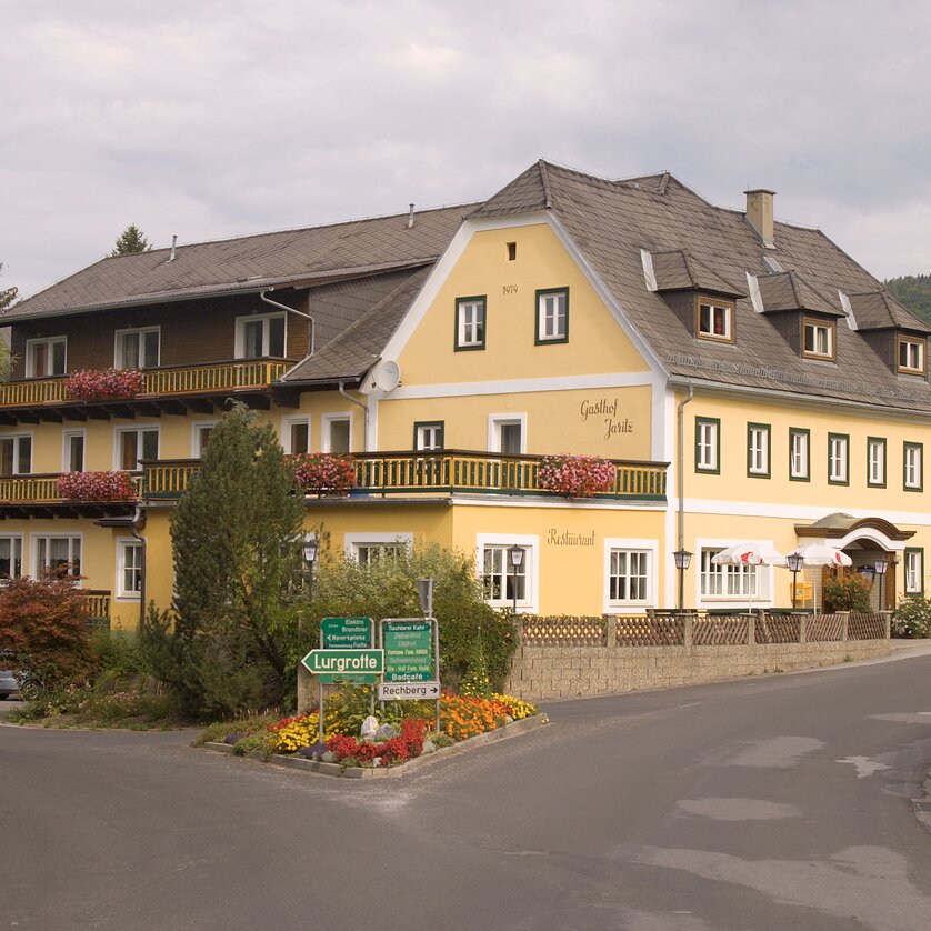 Gasthof Jaritz - Kreuzwirt | © Gasthof Jaritz - Kreuzwirt Gasthof Jaritz - Kreuzwirt | © Gasthof Jaritz - Kreuzwirt