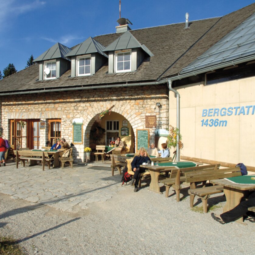 tavern at mountain Schöckl | © Kurkommission St.Radegund tavern at mountain Schöckl | © Kurkommission St.Radegund