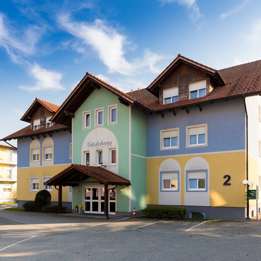 Hotel Stockinger außen | © TV Region Graz-Harry Schiffer Hotel Stockinger außen | © TV Region Graz-Harry Schiffer