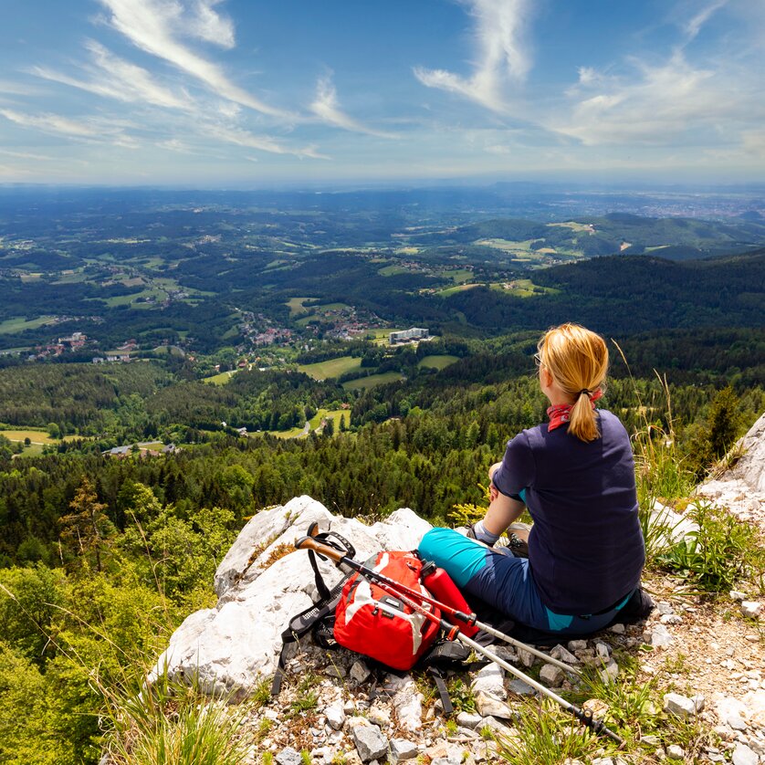 Hiking on the Schöckl | © Region Graz - Harry Schiffer Hiking on the Schöckl | © Region Graz - Harry Schiffer