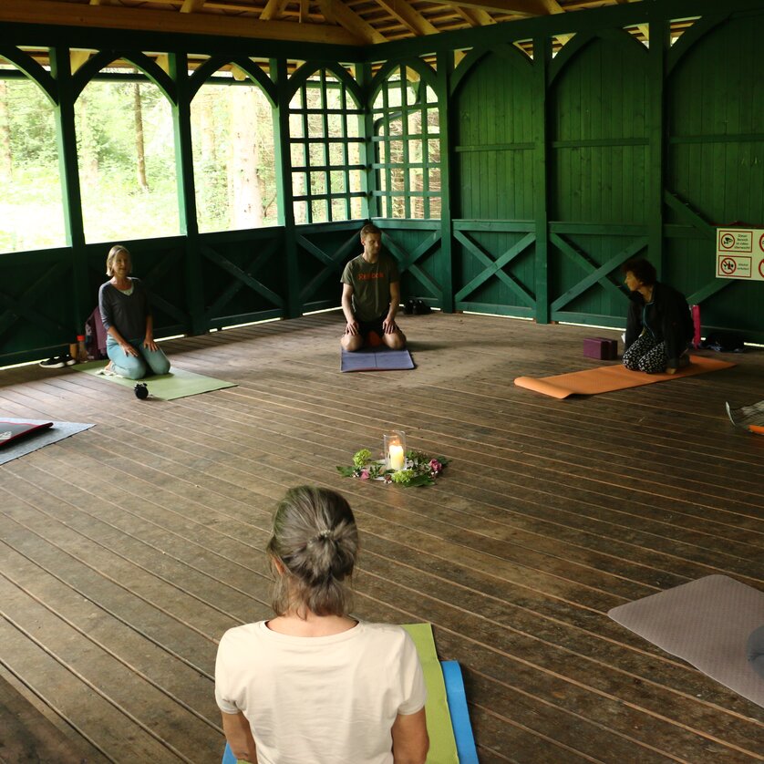 Yoga in the Aboretum | © Julia Zaunschirm Yoga in the Aboretum | © Julia Zaunschirm