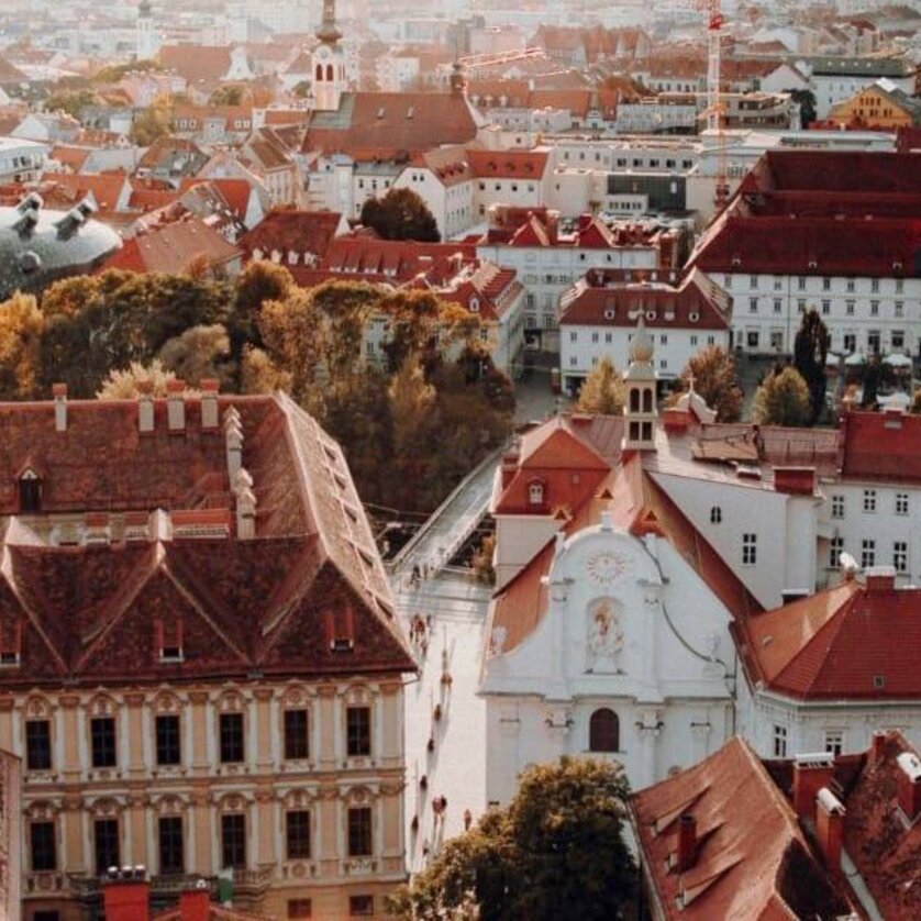 Guided tour Discover Graz Old town | © Ruth Nezmahen View of the rooftops of Graz | © Ruth Nezmahen