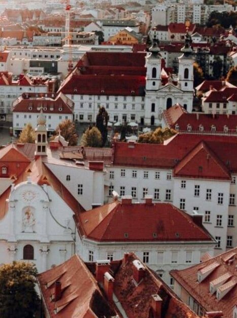 View of the rooftops of Graz | © Ruth Nezmahen