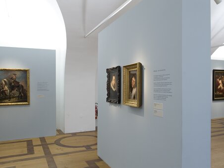 A view of the Alte Galerie with various paintings in the exhibition room. | © UMJ