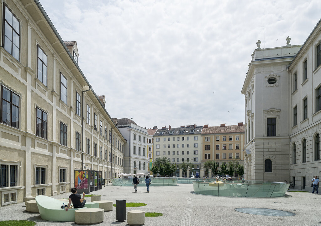 Steiermärkische Landesbibliothek im Joanneumsviertel