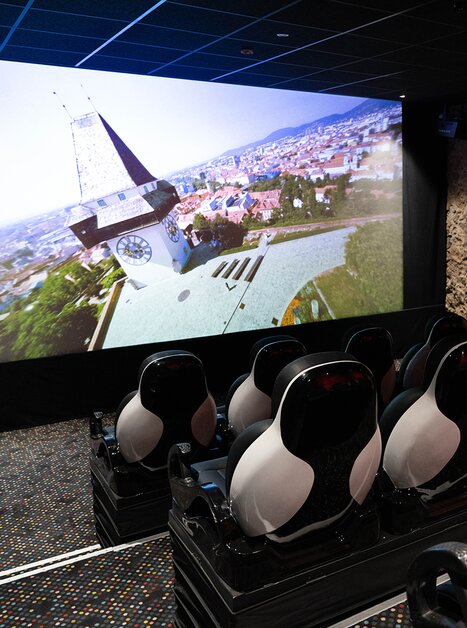 Il cinema avventuroso di Graz con uno schermo grande e posti speciali. | © Dieselkino