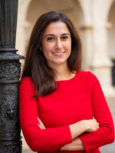 Ritratto di  Julia Astecker, MA - dipendente del centro informazioni turistiche della regione di Graz | © Graz Tourismus - Werner Krug