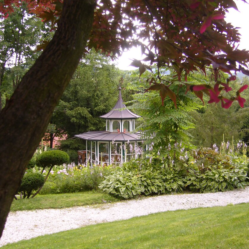 Haeuserl im Wald guest house garden | © Legenstein