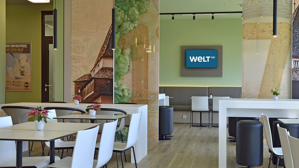 Aree di seduta e TV. | © B&B Hotel Graz City Süd