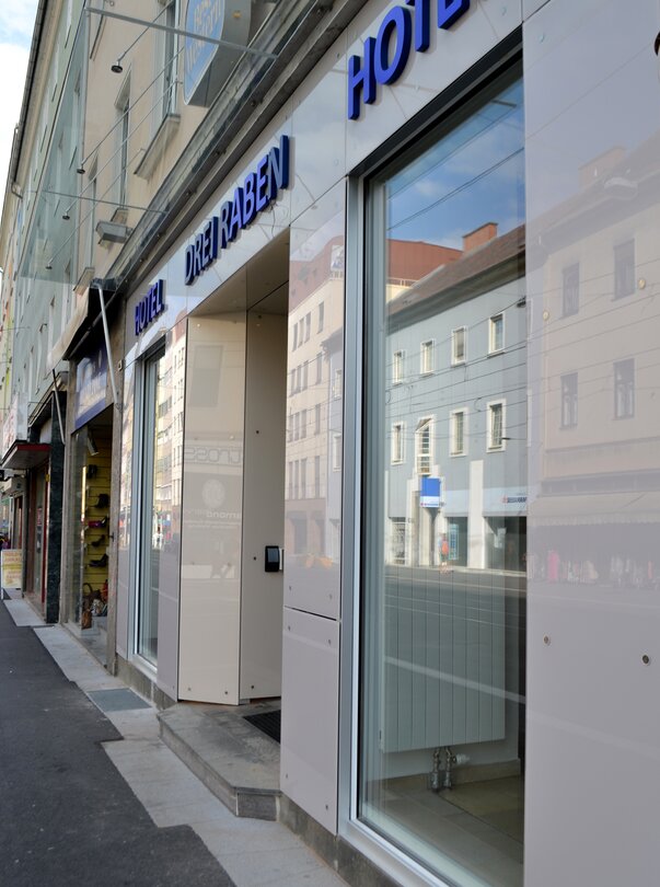 Außenansicht des Hotels Drei Raben in Graz. | © Drei Raben